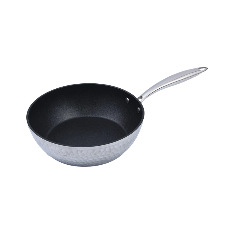 Gesmeed aluminium koekenpan met hamerstructuur