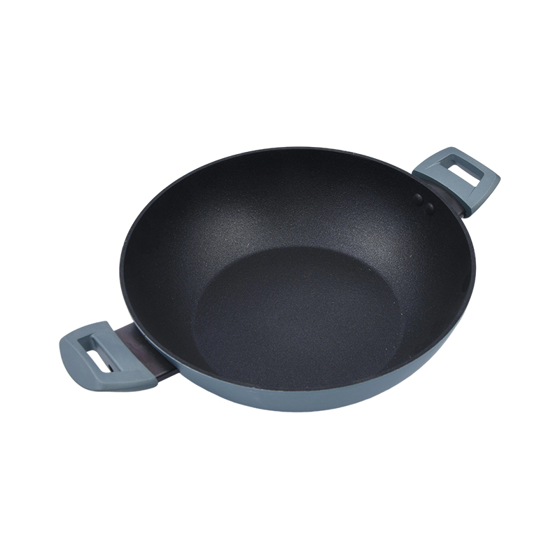 Gesmeed aluminium wok met dubbele zijhandgrepen